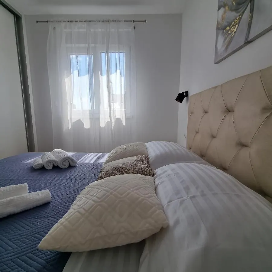 Apartments Happiness Trogir