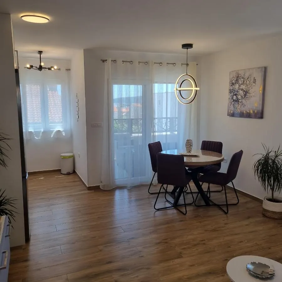 Apartments Happiness Trogir